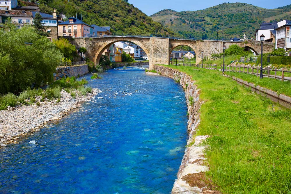 Puente en Villafranca del Bierzo